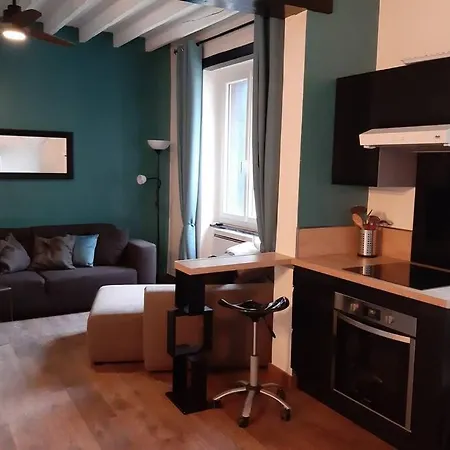 Wool Le 32 Holiday home Milly-la-Foret